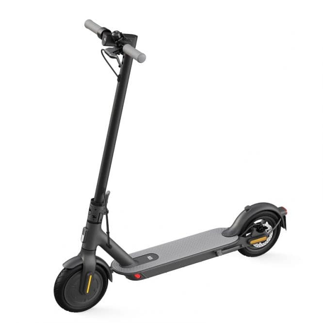 XIAOMI MI Electric Scooter Essential - Elektromos
                Roller